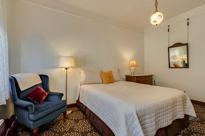 Ryan Hotel Уоллес Экстерьер фото