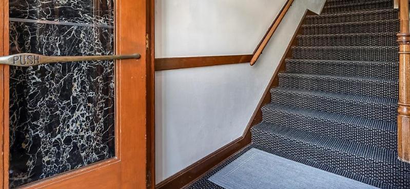 Ryan Hotel Уоллес Экстерьер фото