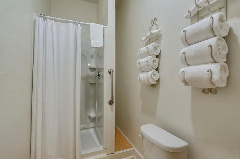 Ryan Hotel Уоллес Экстерьер фото